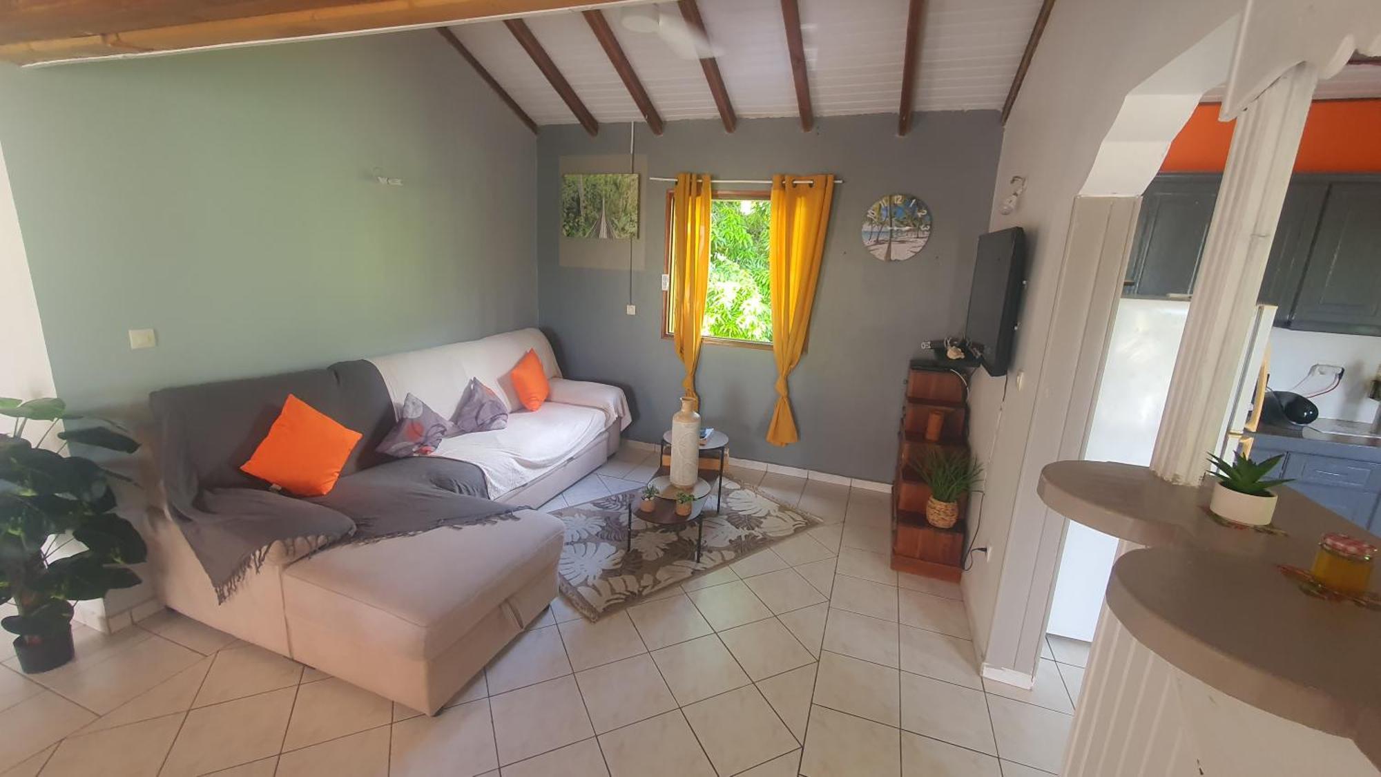 Appartement Au Coeur De Douenel Cheques Acceptees Bouillante